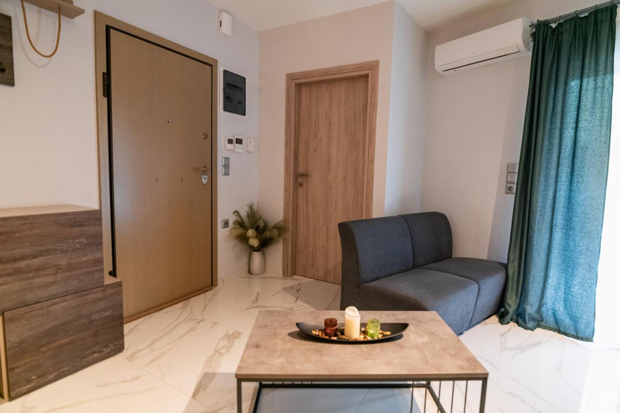 Apartment Lux Modern ανακαινισμένο 150m από την πλαζ 'έδεμ' *