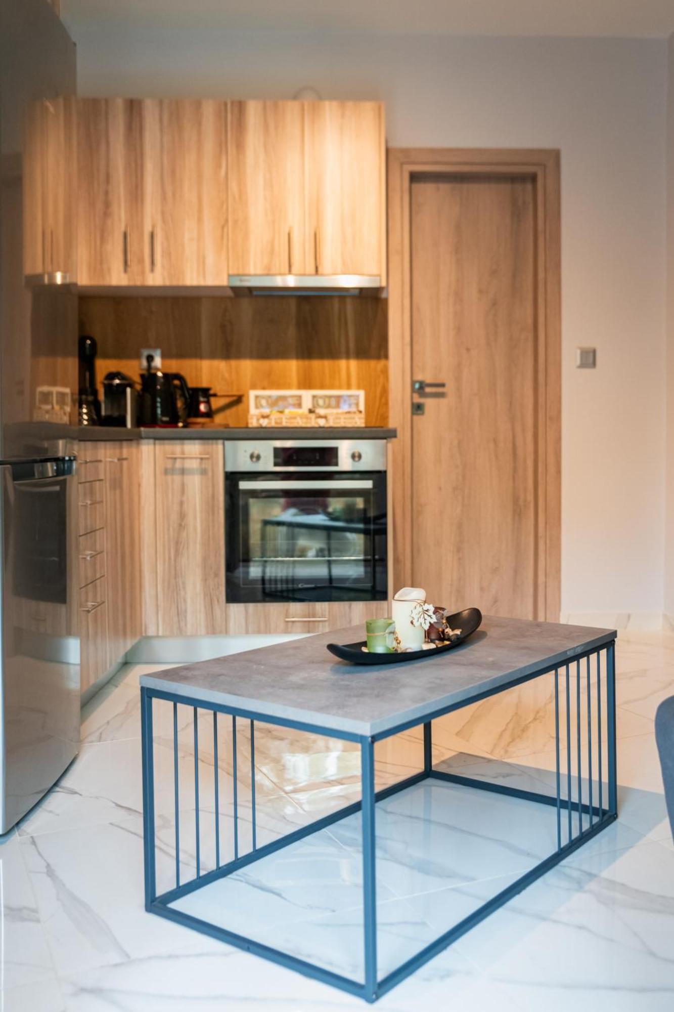 Apartment Lux Modern ανακαινισμένο 150m από την πλαζ 'έδεμ'