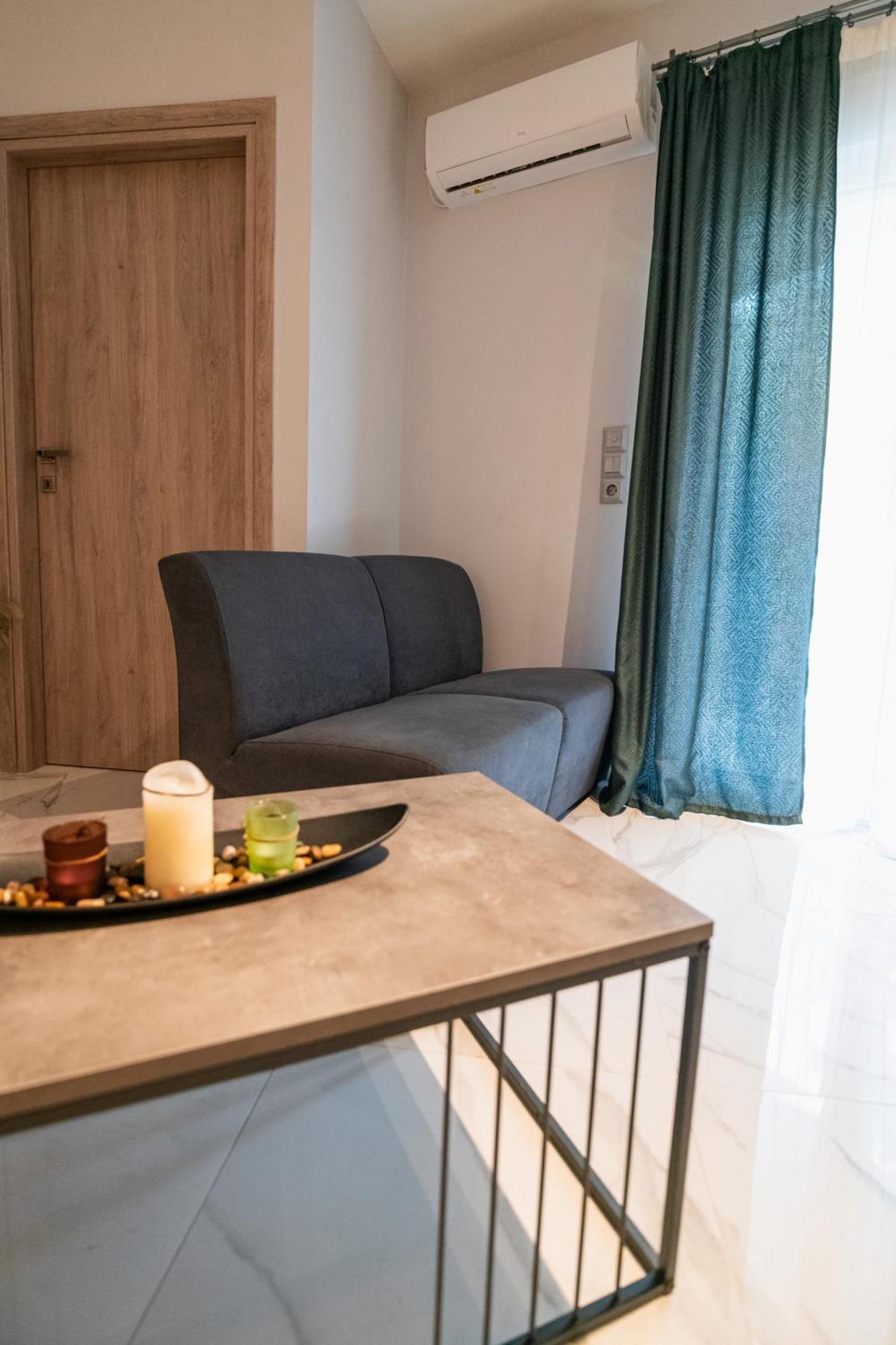 Lux Modern ανακαινισμένο 150m από την πλαζ 'έδεμ' Athen
